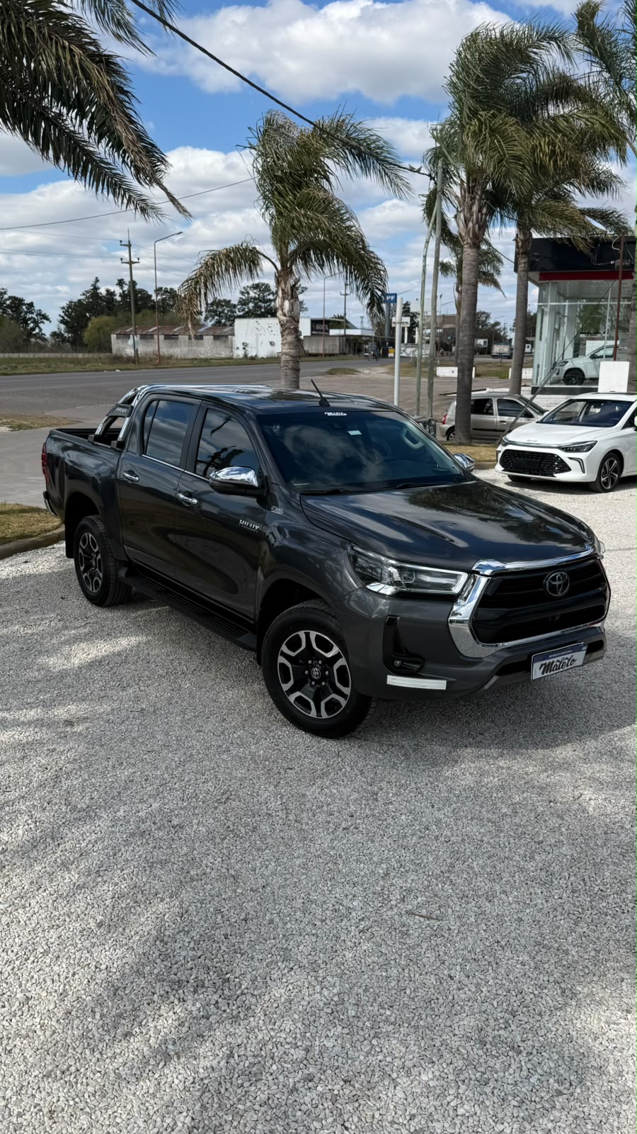 TOYOTA - HILUX  SRX  4X4   2.8  TDI  - AUTOMÁTICA - 2023